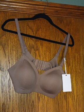 NWT Women's Comfelie Bra